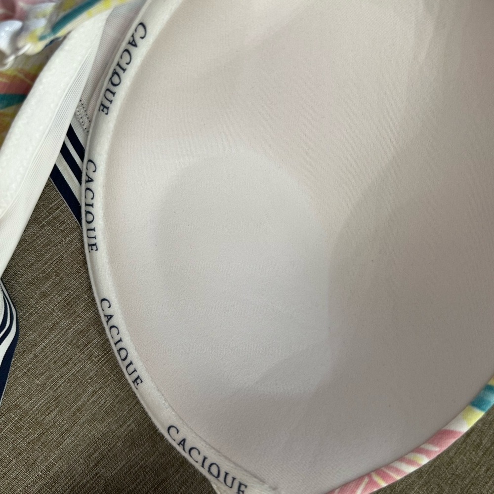 Cacique Boost Plunge Bra - Picture 3 of 4